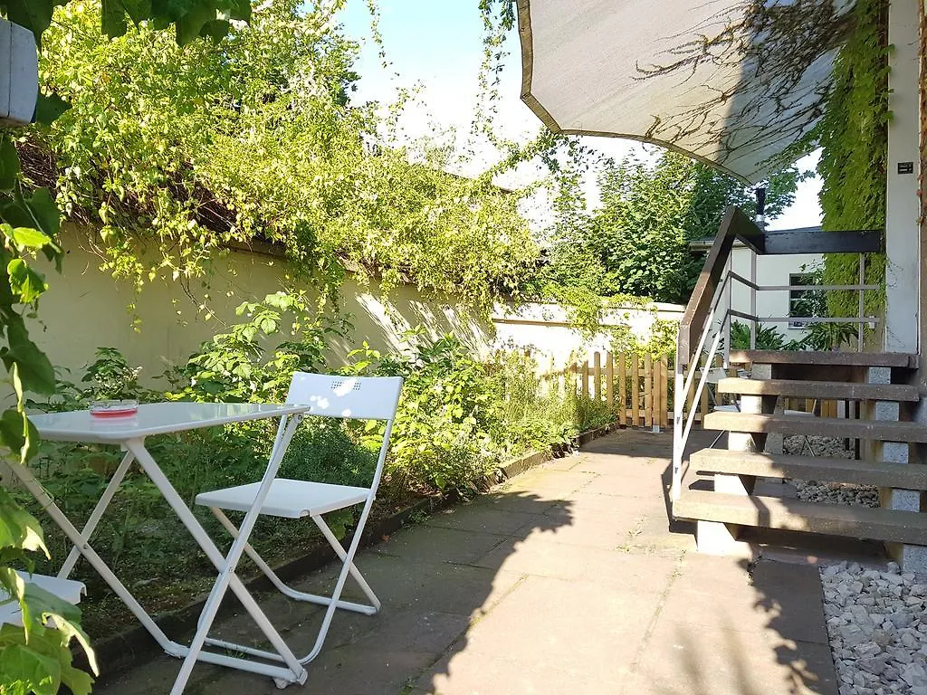 House With 3 Apartments In Nurnberg City
