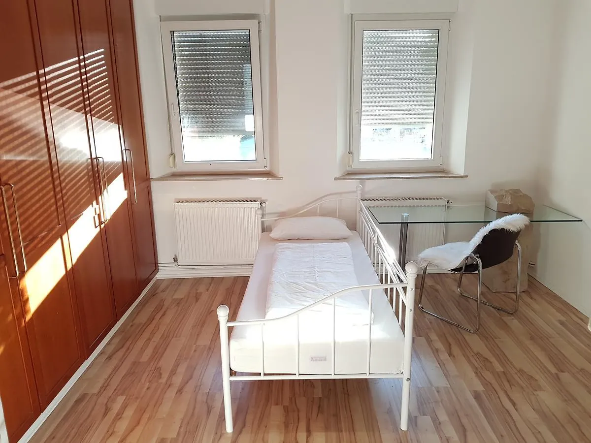 House With 3 Apartments In Nurnberg City 0*, Nuremberg